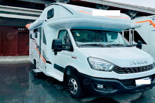 Автодом на шасси IVECO 4х4 дв 125 kw АКПП. Фото 1