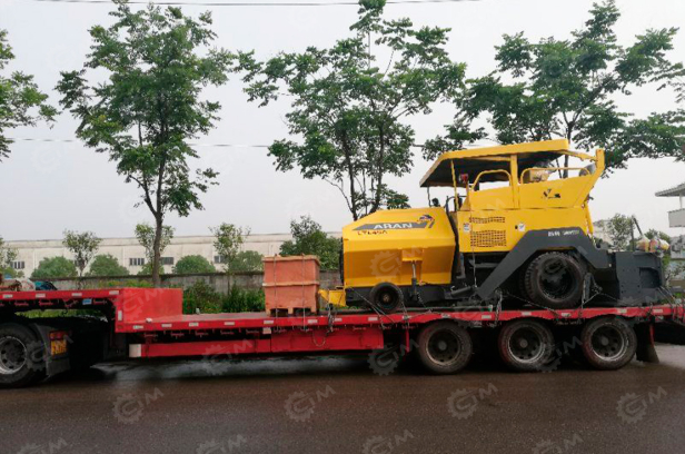 Асфальтоукладчик Huatong (ARAN)LTL45A колесный. Фото 2