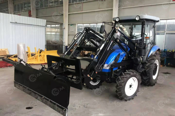 Трактор YTO EX804 ковш, отвал для снега, щетка. Фото 2