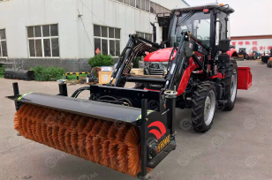 Трактор YTO EX804 ковш, отвал для снега, щетка. Фото 5