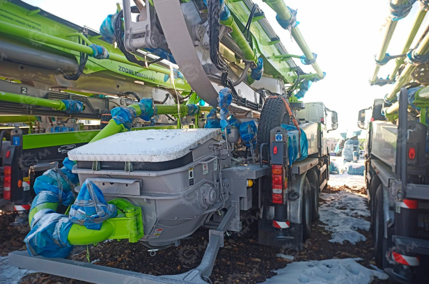 Автобетононасос Zoomlion 56X-6RZ шасси SITRAK 8х4 высота 56м. Фото 2