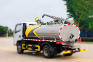 Надстройка к ассенизатору бочка 6м3 насос XD-240 всасывание сверху. Фото 1