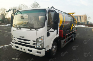 Илосос на шасси ISUZU 4x2 дв 139kw объем бочки 8м3 насос XD-420. Фото 1