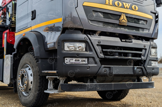 Бортовой грузовик HOWO 6x4 дв 400лс кму КМУ SUNHUNK S1606 (7.1тонн) 6 секций, с приборами безопасности, навес для оператора. Фото 6