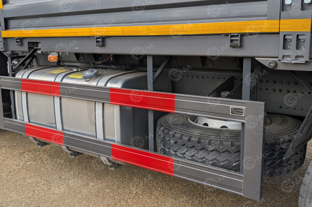 Бортовой грузовик HOWO 6x4 дв 400лс кму КМУ SUNHUNK S1606 (7.1тонн) 6 секций, с приборами безопасности, навес для оператора. Фото 22