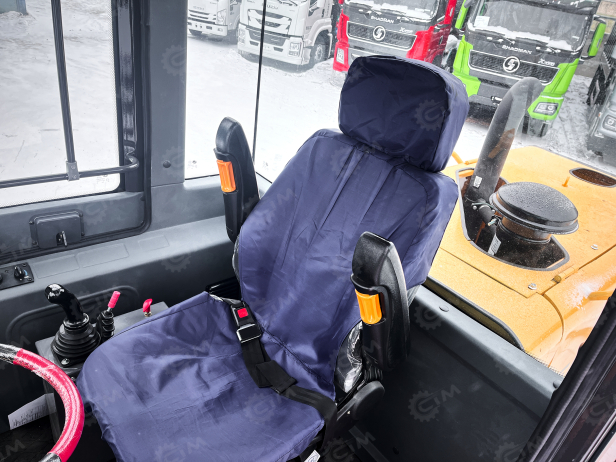 Фронтальный погрузчик YUGONG 933L джойстик, кондиционер, быстросъём, 3 контура гидролинии, ковш 1,8м3. Фото 3