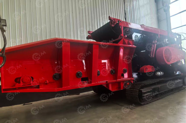 Измельчитель древесины HX1400DYK-1100 на гусеничном ходу, диаметр исходного материала 450мм, производительность 25-30т/ч. Фото 3