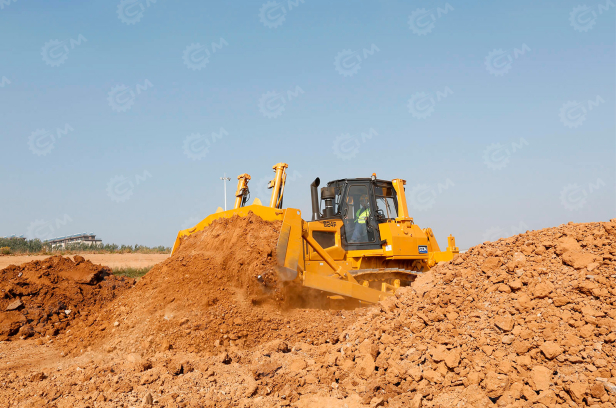 Бульдозер SEM 824F одностоечным рыхлителем, предпусковым подогревателем двигателя, феном и сепаратором. Фото 5