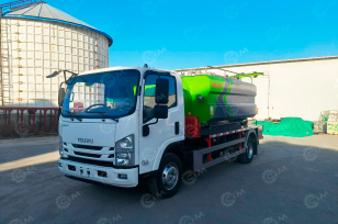 Илосос с размывом (каналопромывочная машина) на шасси ISUZU 4x2 дв 139kw бочка для сточных вод 4м³, чистой воды 2м³ насос XD-240 подъем цистерны под углом 60°. Фото 1