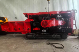 Измельчитель древесины HX1400DYK-1100 на гусеничном ходу, диаметр исходного материала 450мм, производительность 25-30т/ч. Фото 2