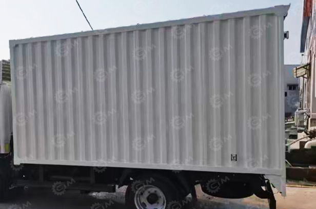 Эвакуатор на шасси ISUZU 4x2 дв 139kw платформа сдвижная крытая, лебедка гп 6т. Фото 3