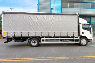 Фургон шторный на шасси ISUZU 4x2 дв 151kw кабина Elf фургон 7400х2500х2600. Фото 1