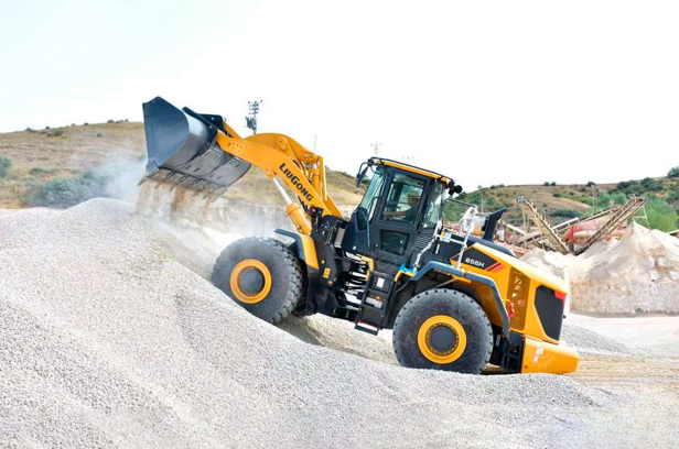 Фронтальный погрузчик LiuGong 856H. Фото 6