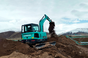 Мини-экскаватор Sunward SWE60F-3 быстросьем, гидромолот. Фото 1