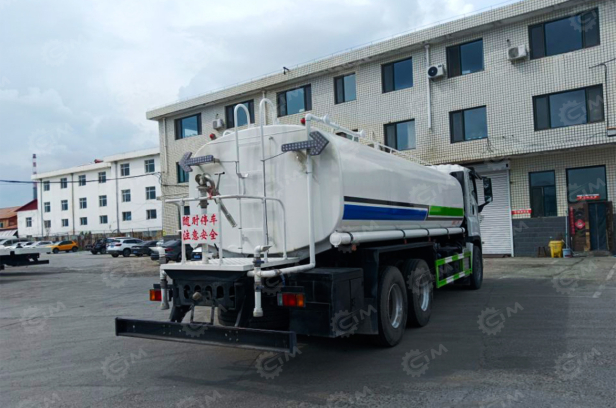 Автоцистерна на шасси ISUZU 6х4 дв 279kw цистерна 20м3. Назначение-перевозка воды. Фото 10