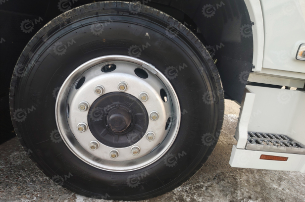 Илосос на шасси ISUZU 4x2 дв 151KW бочка 12м3 насос Weilong 65QZXDH-1107000 110л/сек. Фото 7