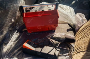 Бортовой грузовик ISUZU 4x2 самосвальный кузов дв 139kw гп 6т с кму гп 5т высота подъема 20м с корзиной кузов 4200х2250х600. Фото 6