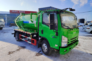 Илосос на шасси ISUZU 4x2 дв 96kw объем бочки 4,5м3 насос Weilong 50QZXDH-687000 68л/сек. Фото 1