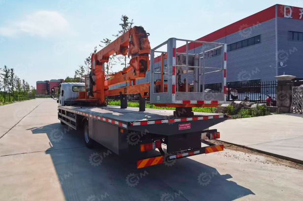 Мостовая инспекционная машина на шасси ISUZU 4х2 дв 139Kw высота 9,5 глубина 12,5м. Фото 5