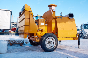 Измельчитель веток прицепной производительность 6-8м3/ч. Фото 1