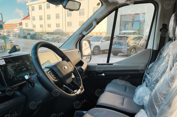 Микроавтобус пассажирский FОRD ТRАNSIТ T8 МКПП, 18 мест, средняя крыша, высокая комплектация 2024г. Фото 2