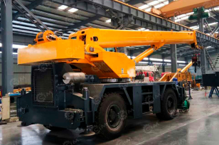 Самоходный короткобазный кран XJCM RT20 гп 20т. Фото 4