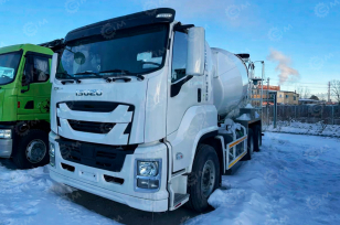 Автобетоносмеситель на шасси ISUZU 6х4 дв 279kw бочка 7 m³ 35T. Фото 1