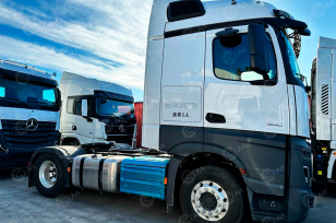 Тягач Mercedes-Benz ACTROS 4х2 480 л.с. рессоры 2023г. Фото 1