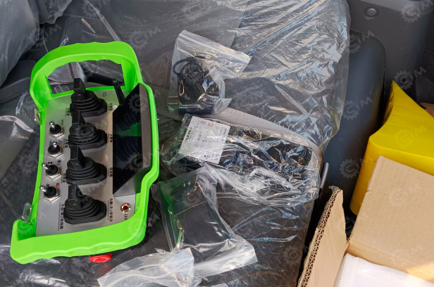 Специальный автомобиль на шасси ISUZU 4x2 дв 96kw платформа с кму гп 5т высота подъема 20м с корзиной. Фото 12