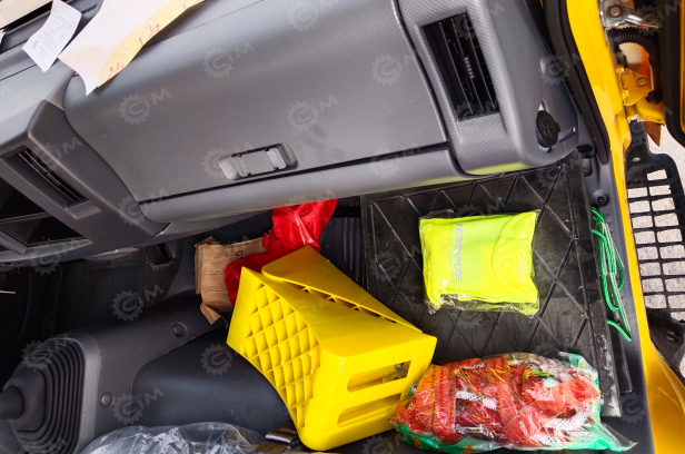 Специальный автомобиль на шасси ISUZU 4x2 дв 96kw платформа с кму гп 5т высота подъема 20м с корзиной. Фото 11