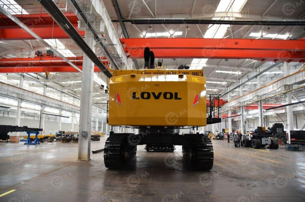 Гусеничный экскаватор LOVOL FR1350F. Фото 4