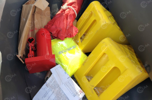 Автокран на шасси ISUZU 4x2 дв 96kw крановая установка SITONG гп 5т стрела 22м с ямобуром диаметр до 600мм глубина бурения 8-12м. Фото 4