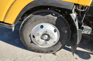 Автокран на шасси ISUZU 4x2 дв 96kw крановая установка SITONG гп 5т стрела 22м с ямобуром диаметр до 600мм глубина бурения 8-12м. Фото 12