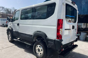 Автобус IVECO 4х4 7 мест+водитель дв 132kw 2,9л 9LL. Фото 4