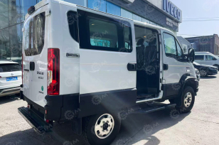 Автобус IVECO 4х4 7 мест+водитель дв 132kw 2,9л 9LL. Фото 5
