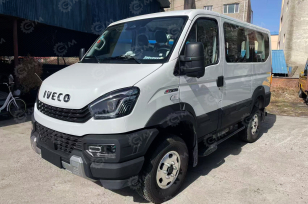 Автобус IVECO 4х4 7 мест+водитель дв 132kw 2,9л 9LL. Фото 8