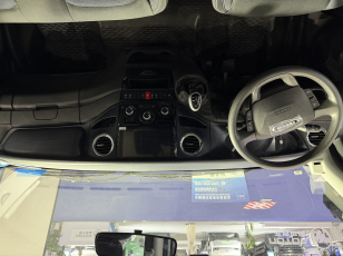 Автобус IVECO 4х4 7 мест+водитель дв 132kw 2,9л. Фото 5