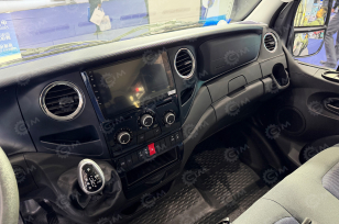 Автобус IVECO 4х4 7 мест+водитель дв 132kw 2,9л. Фото 6