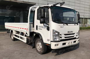Бортовой грузовик ISUZU 4x2 дв 139kw гп 6т кузов 5058х2300х450. Фото 1