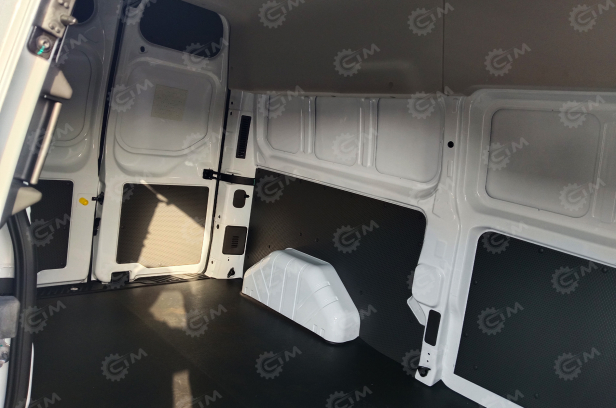 Грузовой цельнометаллический фургон FОRD ТRАNSIТ T6 МКПП, 3 места, средняя крыша. Фото 10