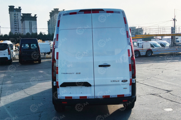 Грузовой цельнометаллический фургон FОRD ТRАNSIТ T6 МКПП, 3 места, средняя крыша. Фото 12