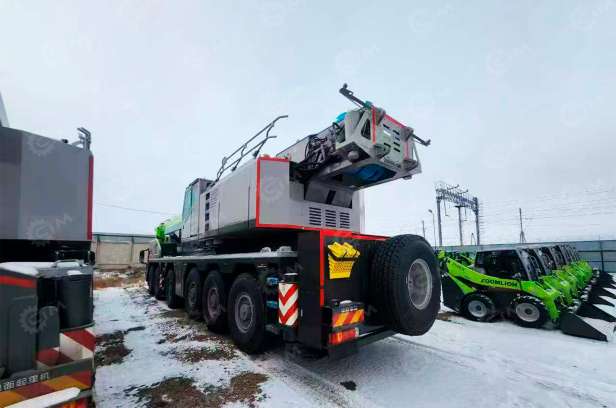 Автокран полноприводный Zoomlion ZAT3000V. Фото 2