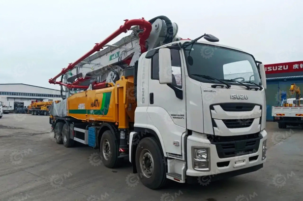 Автобетононасос XCMG HB47V на шасси ISUZU 8x4 дв 338kw 47 метров. Фото 5