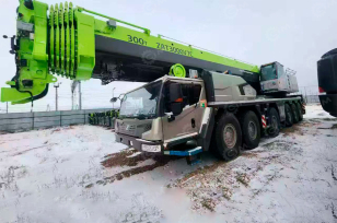 Автокран полноприводный Zoomlion ZAT3000V. Фото 1