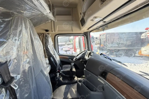 Тягач SHACMAN 6×4 SX42584V324 кабина X5000, 430 л.с. 2024г. Фото 4