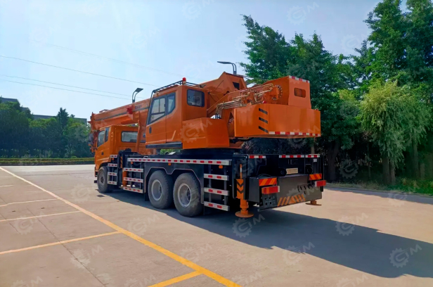 Автокран на шасси ISUZU 6x4 дв 221kw крановая установка VC66-30T гп 30т, стрела 42,5м + гусёк 8м. Фото 4