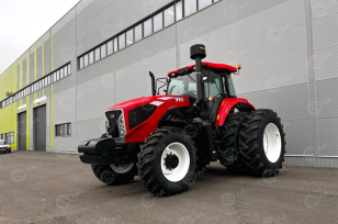 Трактор YTO-LX2404, 4 задних колеса. Фото 3