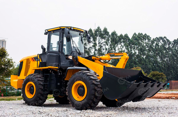 Фронтальный погрузчик LiuGong 835H рычаги. Фото 2