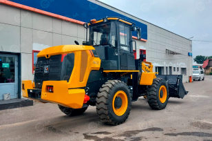 Фронтальный погрузчик LiuGong 835H джойстик. Фото 2