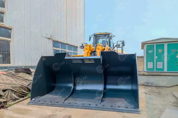 Фронтальный погрузчик LiuGong CLG8128H гп 12т ковш 7м3. Фото 4